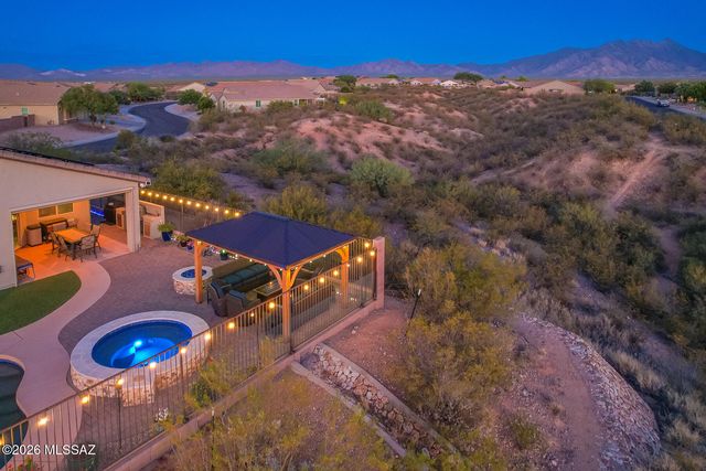 1390 E Stronghold Canyon Lane, Sahuarita, AZ 85629