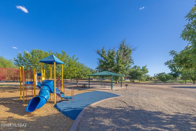 1390 E Stronghold Canyon Lane, Sahuarita, AZ 85629