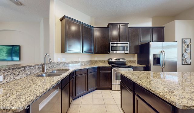 6568 HARMON HILLS Circle, Jacksonville, FL 32222