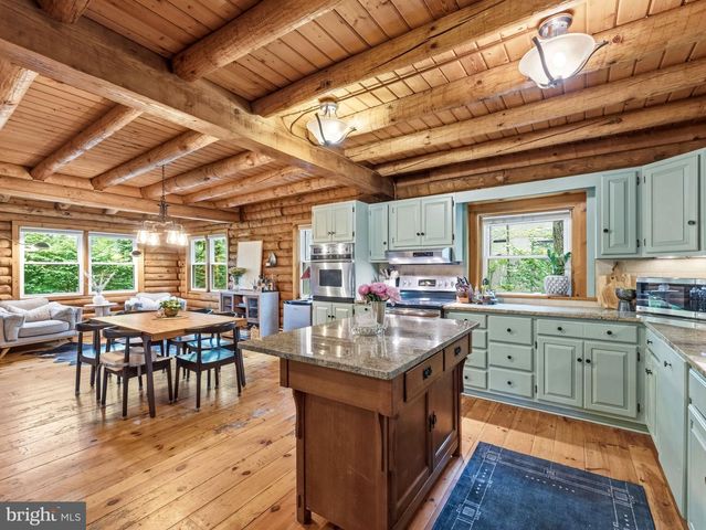 802 HOMEWOOD DR, Riverton, NJ 08077