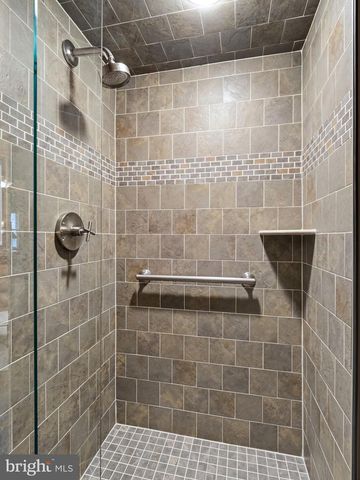 802 HOMEWOOD DR, Riverton, NJ 08077