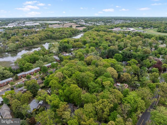 802 HOMEWOOD DR, Riverton, NJ 08077