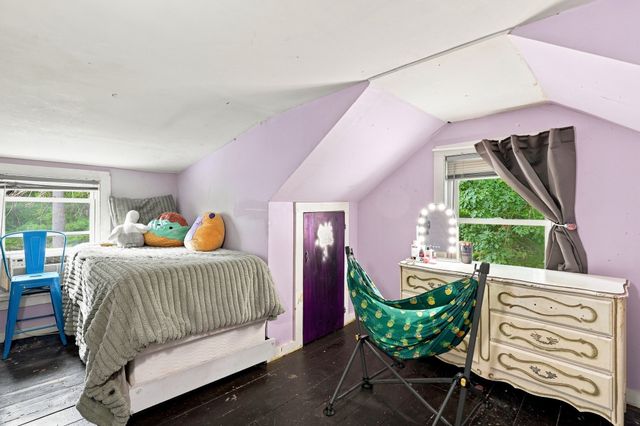 15 Putnam Road, Chelmsford, MA 01863