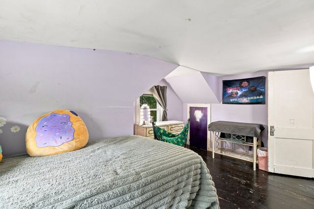 15 Putnam Road, Chelmsford, MA 01863