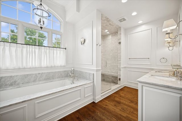 334 Woodland Avenue, Winnetka, IL 60093