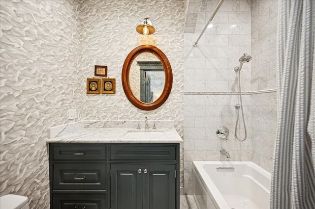 334 Woodland Avenue, Winnetka, IL 60093