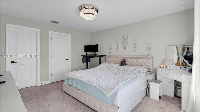 2913 Olivia Avenue, Lauderdale Lakes, FL 33311