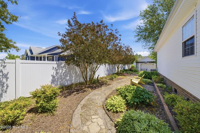 136 Simpson Road, Barco, NC 27917