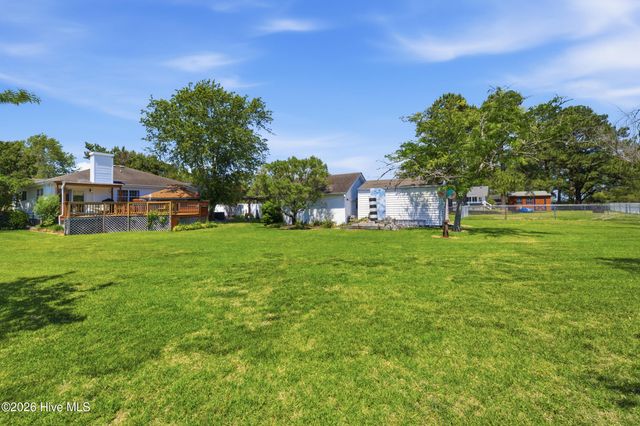 136 Simpson Road, Barco, NC 27917