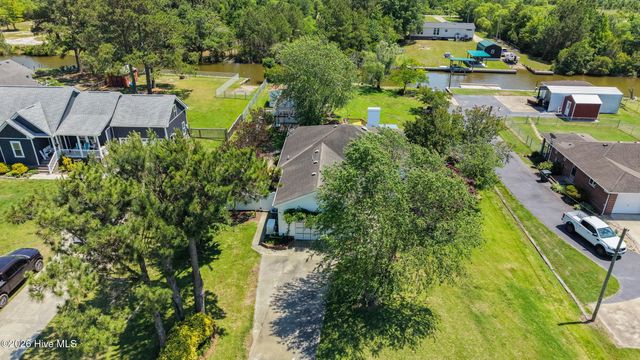 136 Simpson Road, Barco, NC 27917