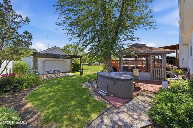 136 Simpson Road, Barco, NC 27917