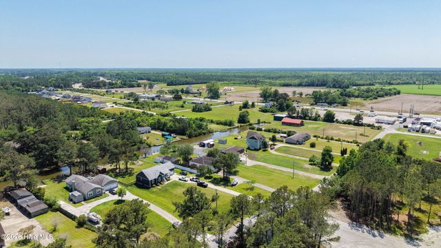 136 Simpson Road, Barco, NC 27917