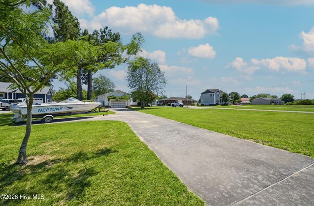 136 Simpson Road, Barco, NC 27917