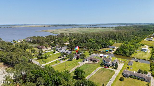 136 Simpson Road, Barco, NC 27917