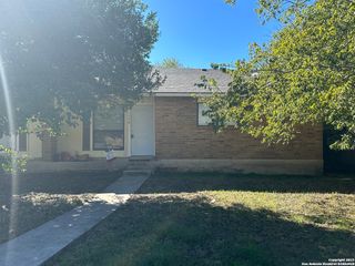 1554 Pam's Path, New Braunfels, TX 78130