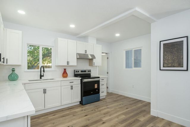 3141 E Butler Avenue, Fresno, CA 93702