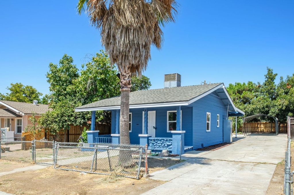Image 2 of property listing at 3141 E Butler Avenue, Fresno, CA 93702