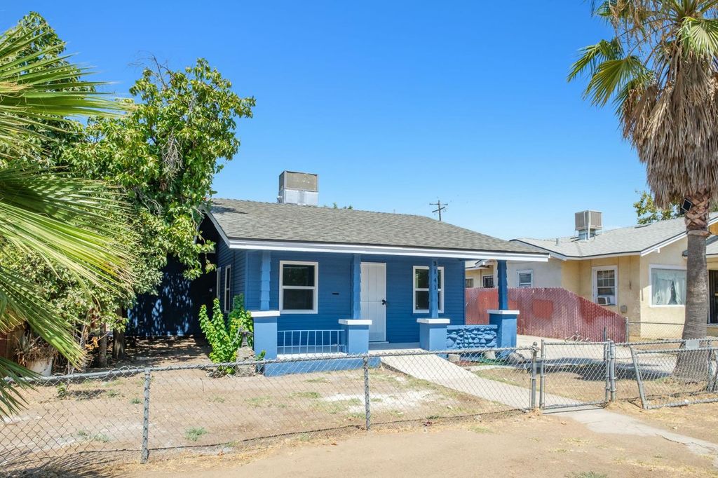 Image 24 of property listing at 3141 E Butler Avenue, Fresno, CA 93702
