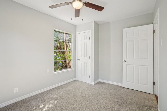 151 Trudell Dr, San Antonio, TX 78213