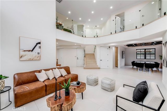 4906 Rubio Avenue, Encino, CA 91436