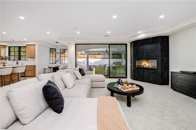 4906 Rubio Avenue, Encino, CA 91436
