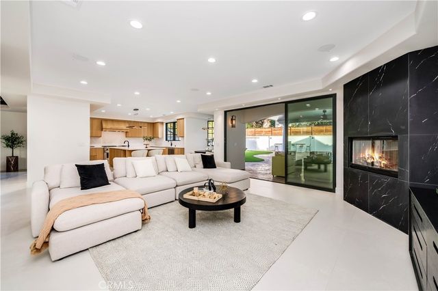 4906 Rubio Avenue, Encino, CA 91436
