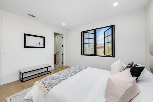 4906 Rubio Avenue, Encino, CA 91436