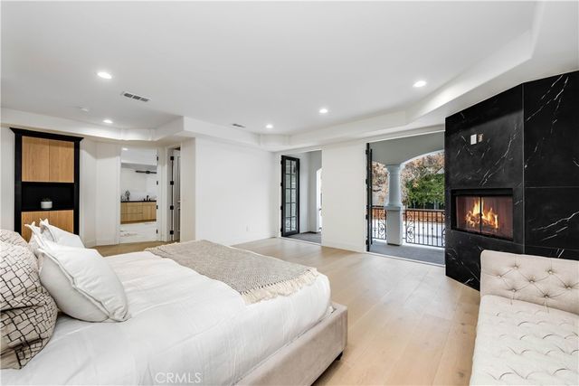 4906 Rubio Avenue, Encino, CA 91436