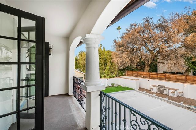 4906 Rubio Avenue, Encino, CA 91436