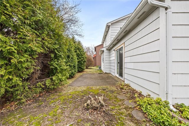 211 Pebbleview Drive, Greece, NY 14612