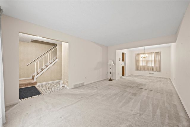 211 Pebbleview Drive, Greece, NY 14612