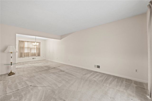 211 Pebbleview Drive, Greece, NY 14612