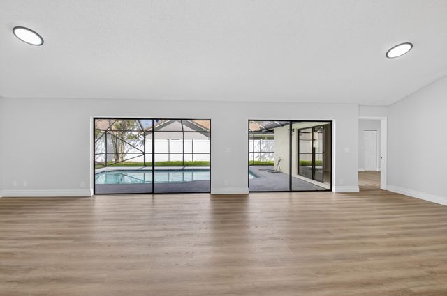 9537 Majestic Way, Boynton Beach, FL 33437