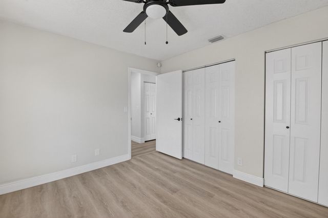 9537 Majestic Way, Boynton Beach, FL 33437