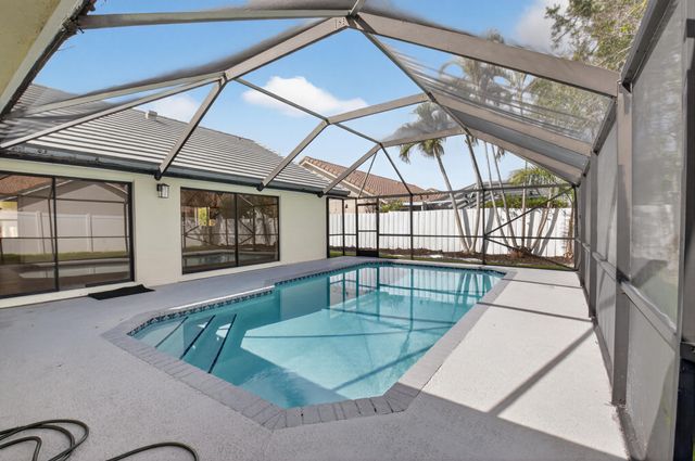 9537 Majestic Way, Boynton Beach, FL 33437