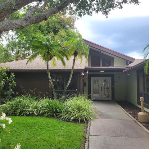 238 Bald Eagle Court, Royal Palm Beach, FL 33411