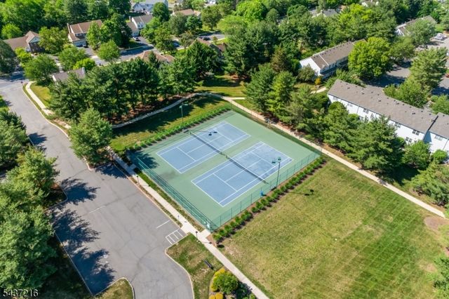 902 Wetherburn Ct, Raritan Twp., NJ 08822