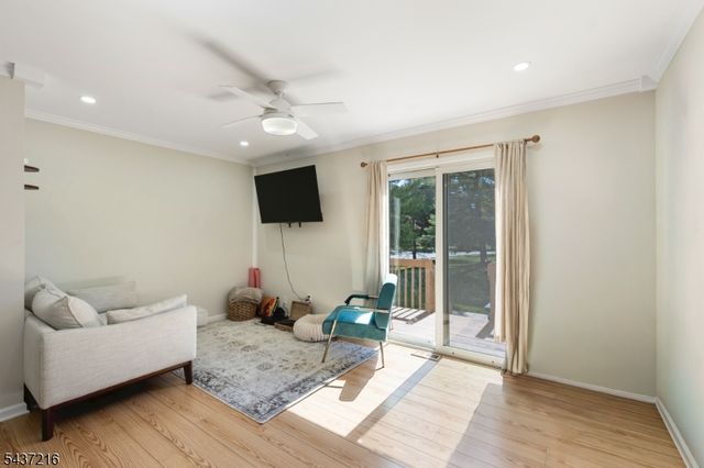 902 Wetherburn Ct, Raritan Twp., NJ 08822