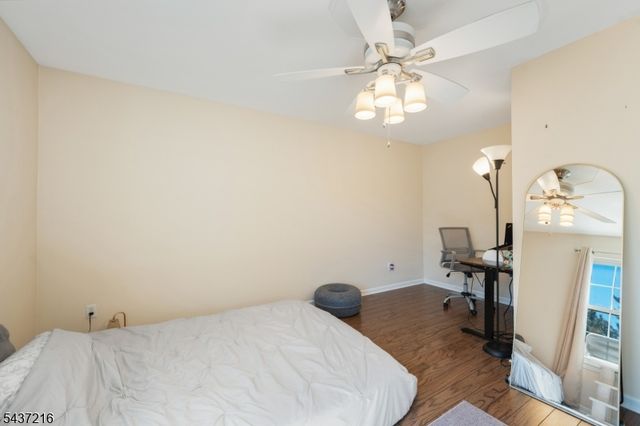 902 Wetherburn Ct, Raritan Twp., NJ 08822