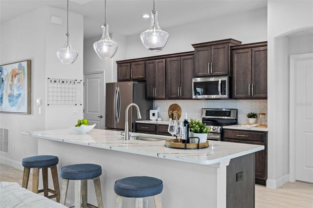 1600 LAKE RESERVE DRIVE, Deland, FL 32724