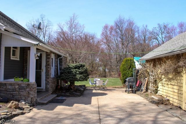 1231 Hamilton St, Franklin Twp., NJ 08873