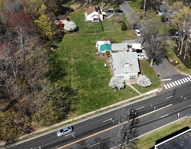 1231 Hamilton St, Franklin Twp., NJ 08873