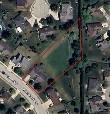 755 Willow Creek Way, Troy, OH 45373