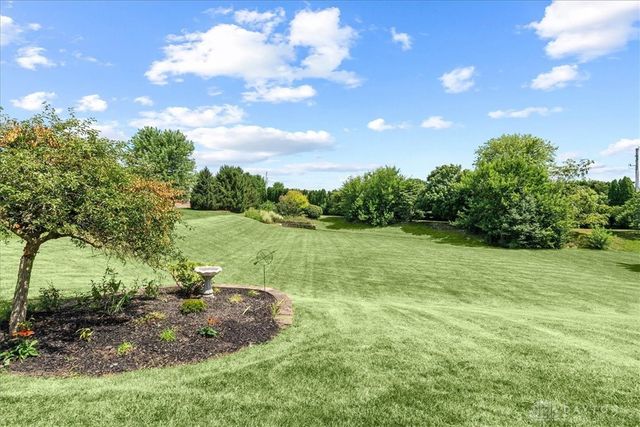 755 Willow Creek Way, Troy, OH 45373