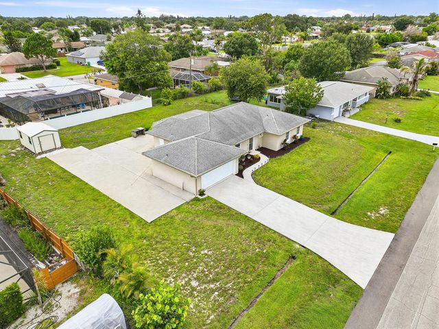 482 SE GALLEON Lane, Port St. Lucie, Port St Lucie, FL 34983