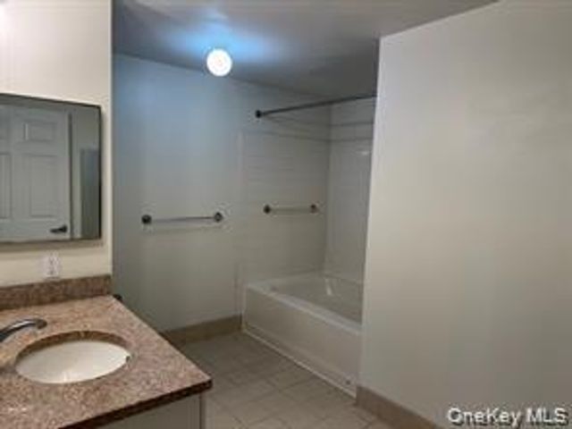 300 Mamaroneck Avenue 616, White Plains, NY 10605