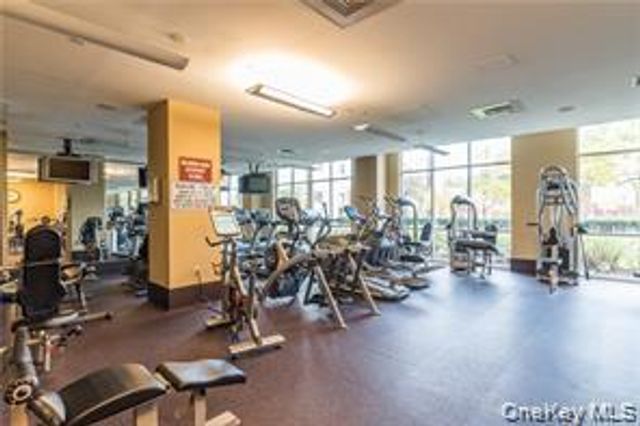 300 Mamaroneck Avenue 616, White Plains, NY 10605