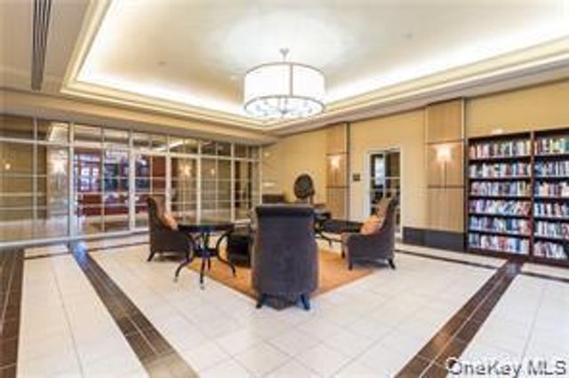 300 Mamaroneck Avenue 616, White Plains, NY 10605