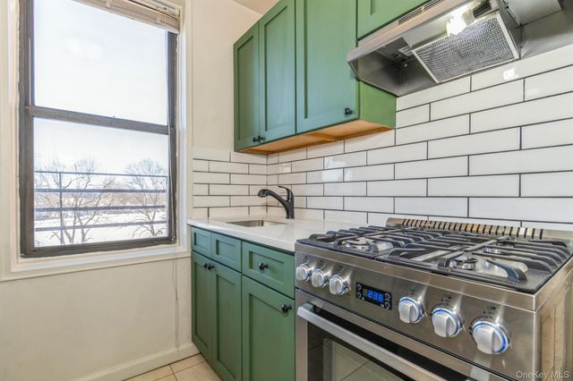 121 Highland Avenue S 5F, Ossining, NY 10562