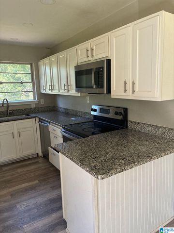 828 MARTINWOOD LANE, Birmingham, AL 35235